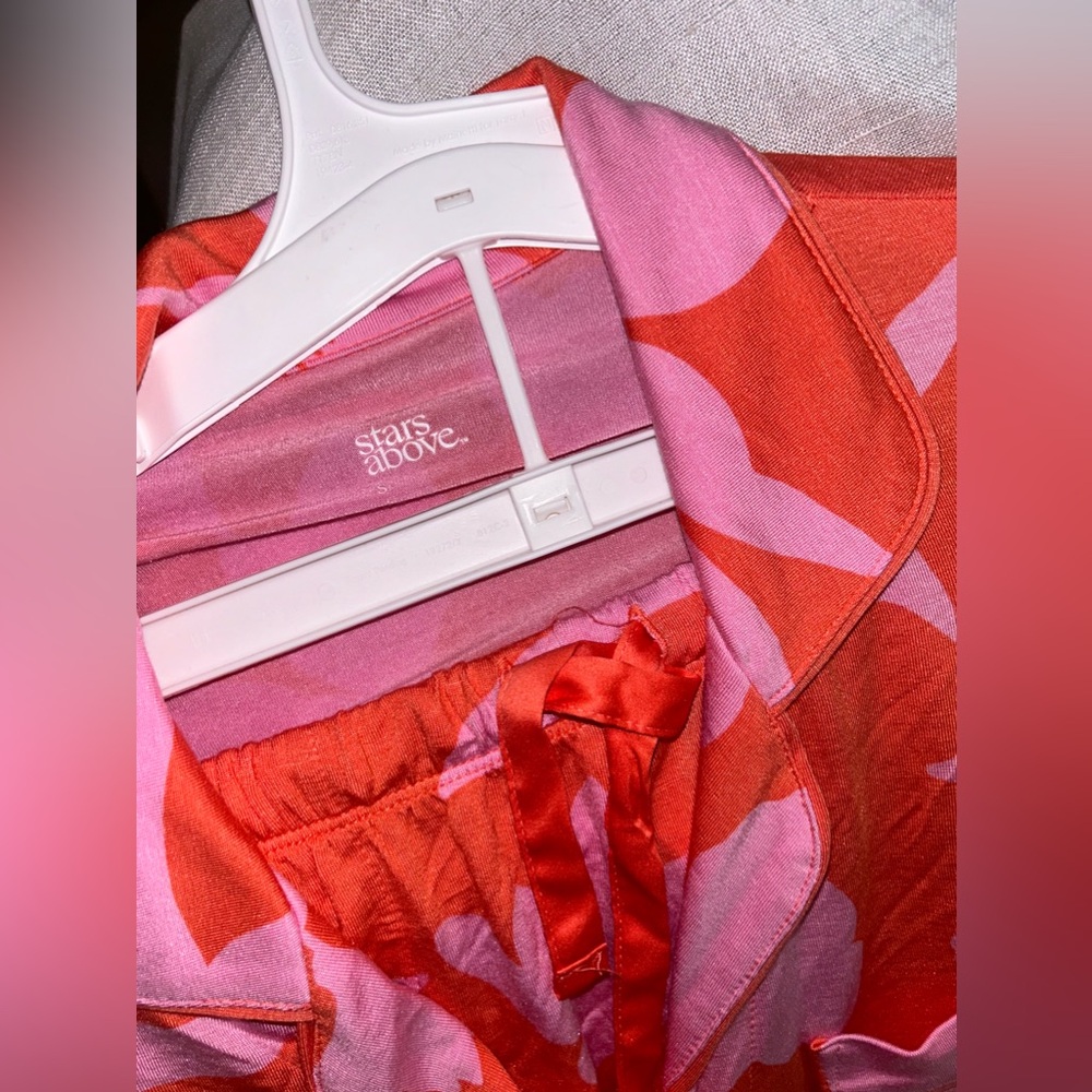 (#1) COPY - NWT women pajama set  stars above short pajamas set - Picture 2 of 5